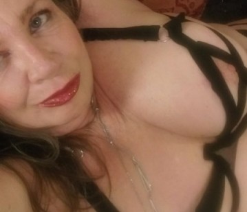 Teton in Spokane Valley escort