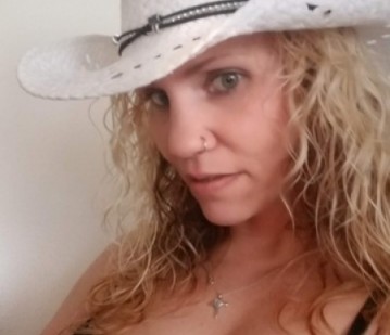 ToriLynn in Fairfield escort