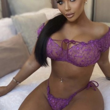 Chicago Escort Lisette33 Adult Entertainer, Adult Service Provider, Escort and Companion.