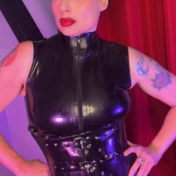 New Orleans Escort Mistress Genevieve l Adult Entertainer, Adult Service Provider, Escort and Companion.