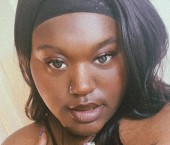 Chicago Escort Alijah Adult Entertainer in United States, Female Adult Service Provider, Escort and Companion.