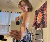 Boston Escort Brenda Adult Entertainer in United States, Female Adult Service Provider, American Escort and Companion.