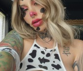 Houston Escort Everly Adult Entertainer in United States, Female Adult Service Provider, Escort and Companion.