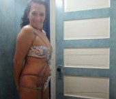 Des Moines Escort Alliejean Adult Entertainer in United States, Female Adult Service Provider, Escort and Companion.