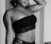 Arlington Escort Iris  west Adult Entertainer in United States, Female Adult Service Provider, Escort and Companion.