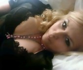 Kansas City Escort reina Adult Entertainer in United States, Female Adult Service Provider, American Escort and Companion.