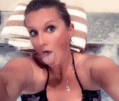 Springfield Escort becky Adult Entertainer in United States, Female Adult Service Provider, American Escort and Companion.