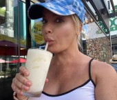 New York Escort BigBoobsLaura Adult Entertainer in United States, Female Adult Service Provider, American Escort and Companion.