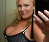 Dallas Escort CandyMature Adult Entertainer in United States, Female Adult Service Provider, Escort and Companion.