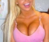 Houston Escort HollyGFE Adult Entertainer in United States, Female Adult Service Provider, Escort and Companion.