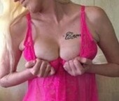 Stockton Escort JuicyJae Adult Entertainer in United States, Female Adult Service Provider, American Escort and Companion.