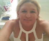 Las Vegas Escort Mature  Blonde Adult Entertainer in United States, Female Adult Service Provider, American Escort and Companion.