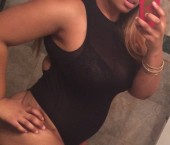 Oakland Escort Monroe26 Adult Entertainer in United States, Female Adult Service Provider, American Escort and Companion.