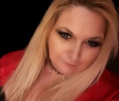 Kansas City Escort reina Adult Entertainer in United States, Female Adult Service Provider, American Escort and Companion.