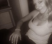Fayetteville Escort Skyy Adult Entertainer in United States, Female Adult Service Provider, Escort and Companion.