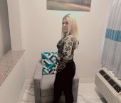 Houston Escort VIPgirl Adult Entertainer in United States, Female Adult Service Provider, Escort and Companion.