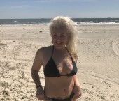 Dallas Escort Hotwife  Taylor Adult Entertainer in United States, Female Adult Service Provider, Escort and Companion. photo 1