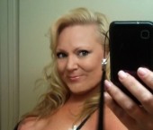 Dallas Escort CandyMature Adult Entertainer in United States, Female Adult Service Provider, Escort and Companion. photo 3