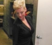 Miami Escort Gweniviere Adult Entertainer in United States, Female Adult Service Provider, Escort and Companion. photo 3