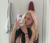 Manhattan Escort Sandra Adult Entertainer in United States, Female Adult Service Provider, American Escort and Companion. photo 2