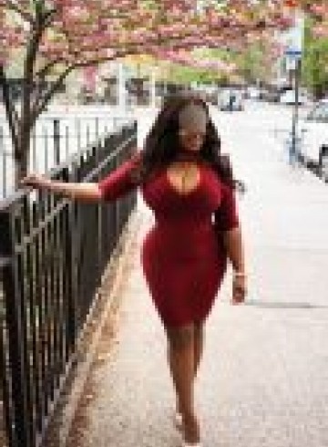 New York Escort Reign  Rose Adult Entertainer in United States, Female Adult Service Provider, American Escort and Companion.