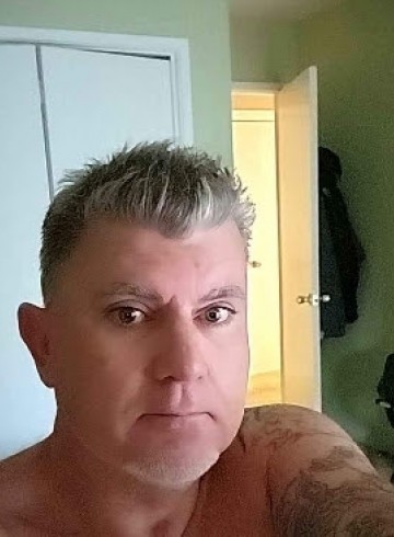 San Francisco Escort Sreed415 Adult Entertainer in United States, Male Adult Service Provider, Escort and Companion.