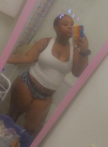 Oakland Escort Msbanks Adult Entertainer in United States, Female Adult Service Provider, American Escort and Companion.