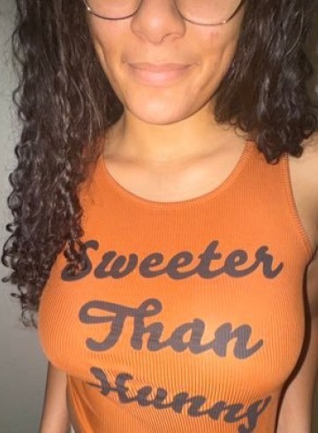 Missouri City Escort ThickNsoft Adult Entertainer in United States, Female Adult Service Provider, Escort and Companion.