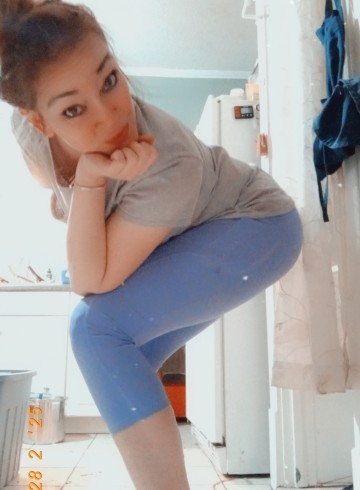 Charleston Escort Debbiecakes Adult Entertainer in United States, Female Adult Service Provider, American Escort and Companion.