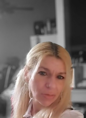 Sacramento Escort HotBlondie Adult Entertainer in United States, Female Adult Service Provider, Escort and Companion.