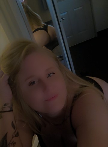 Fort Worth Escort SunnyKaye Adult Entertainer in United States, Female Adult Service Provider, American Escort and Companion.