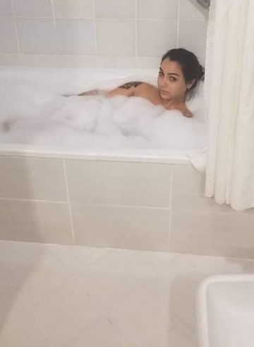 Miami Escort Tacha Adult Entertainer in United States, Female Adult Service Provider, Cuban Escort and Companion.