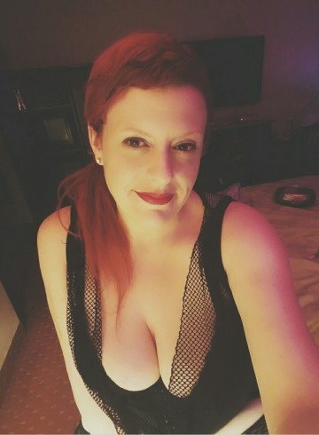 Los Angeles Escort Ginger  Lee Adult Entertainer in United States, Female Adult Service Provider, Escort and Companion.