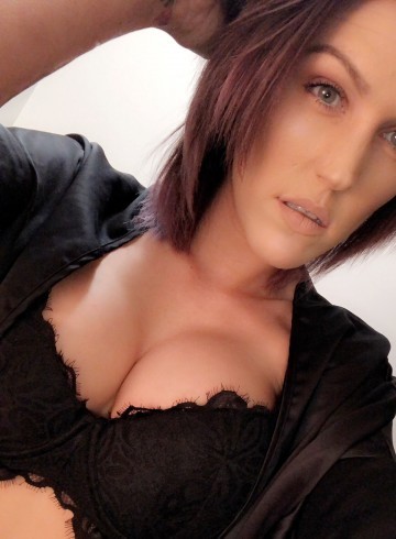 Houston Escort JaydenLove Adult Entertainer in United States, Female Adult Service Provider, Escort and Companion.