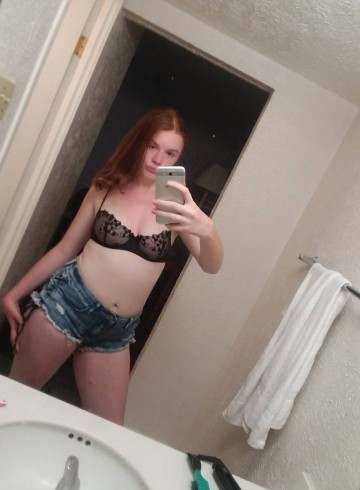 Beaumont Escort Scarlett Adult Entertainer in United States, Female Adult Service Provider, Escort and Companion.