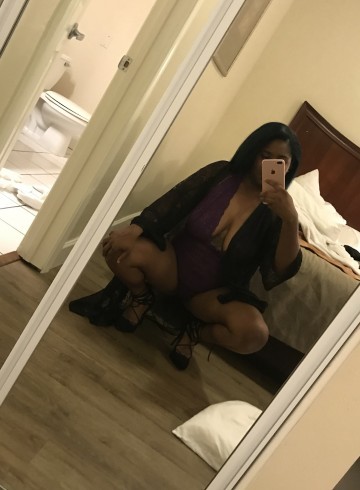 San Francisco Escort DominicanMonica Adult Entertainer in United States, Female Adult Service Provider, American Escort and Companion.