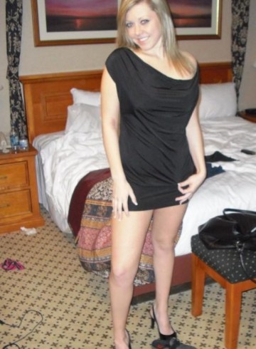 Las Vegas Escort FoxxxyErin Adult Entertainer in United States, Female Adult Service Provider, Escort and Companion.