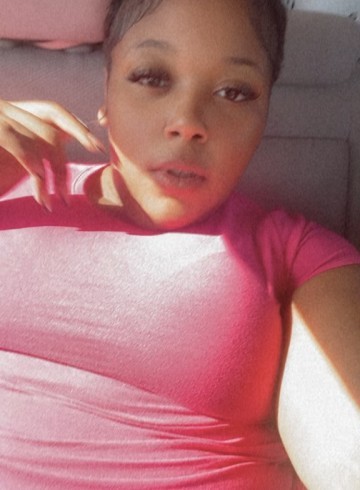 Los Angeles Escort Honeyhaze Adult Entertainer in United States, Female Adult Service Provider, Escort and Companion.