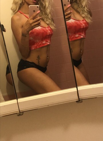 Detroit Escort Honeyyy Adult Entertainer in United States, Female Adult Service Provider, Escort and Companion.