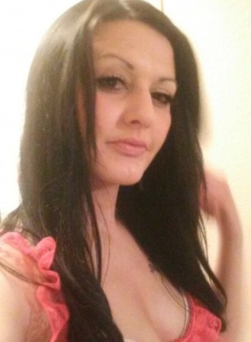 Reno Escort JadeSaphire Adult Entertainer in United States, Female Adult Service Provider, Escort and Companion.