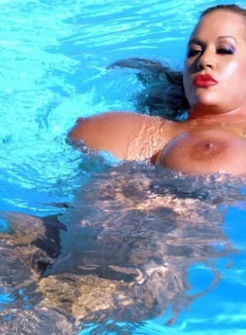 Houston Escort LABUST Adult Entertainer in United States, Female Adult Service Provider, Escort and Companion.