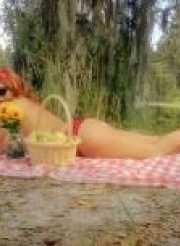 Tampa Escort Littleredhead Adult Entertainer in United States, Female Adult Service Provider, American Escort and Companion.