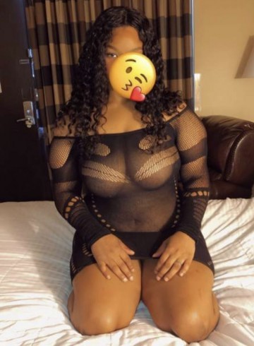 Wichita Escort Mia22 Adult Entertainer in United States, Female Adult Service Provider, Escort and Companion.