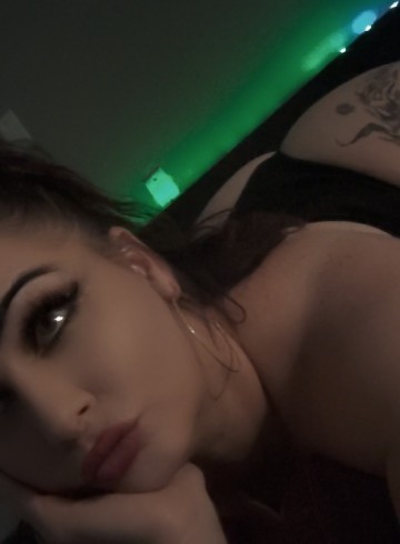 Phoenix Escort Novamarie Adult Entertainer in United States, Female Adult Service Provider, American Escort and Companion.