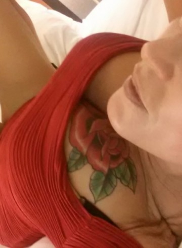 El Paso Escort OliviaWylde Adult Entertainer in United States, Female Adult Service Provider, Escort and Companion.
