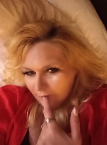 Kansas City Escort Queen  of KC Adult Entertainer in United States, Female Adult Service Provider, American Escort and Companion.