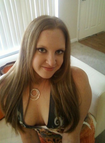 Houston Escort RyleighVega Adult Entertainer in United States, Female Adult Service Provider, Escort and Companion.