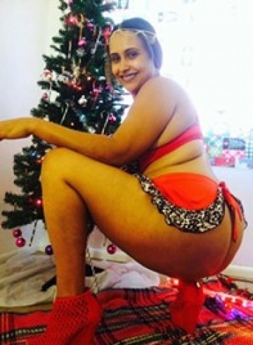 Phoenix Escort Sariya Adult Entertainer in United States, Female Adult Service Provider, American Escort and Companion.