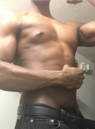 Washington DC Escort TallSexyMan Adult Entertainer in United States, Male Adult Service Provider, American Escort and Companion.