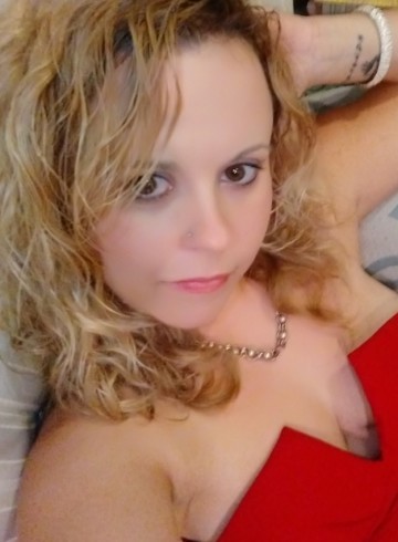 Louisville-Jefferson County Escort Relaxation  Station Adult Entertainer in United States, Female Adult Service Provider, Escort and Companion.